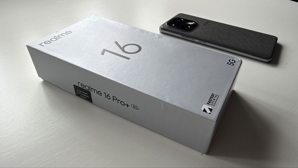 Realme 16 Pro + 5G 8/256Gb Master Gray