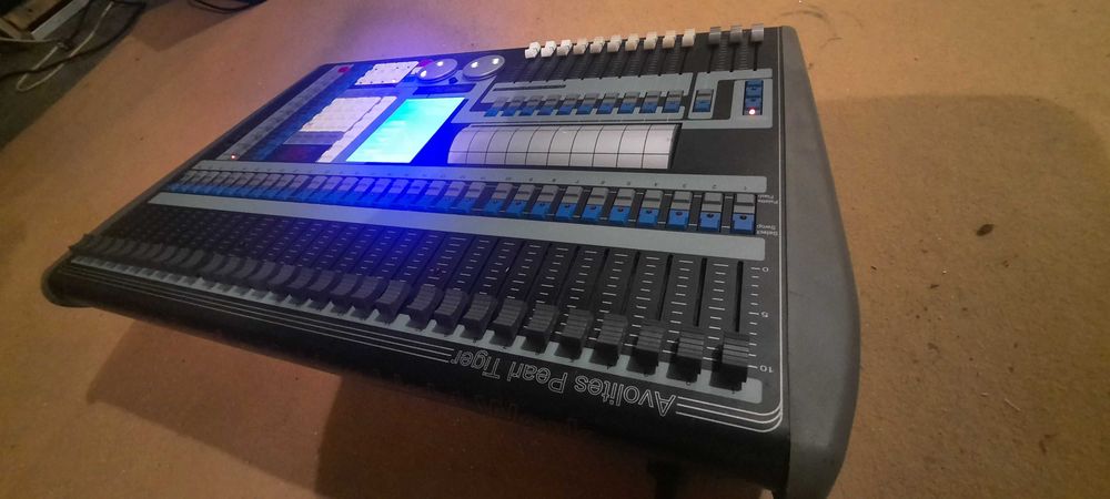 Avolites Pearl Tiger mesa de luzes DMX profissional e original
