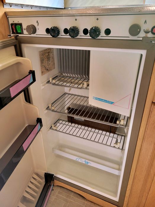 Продам прицеп дача кемпінг на колесах Караван