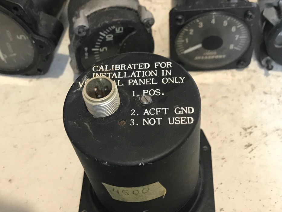 Приборы авиация разные