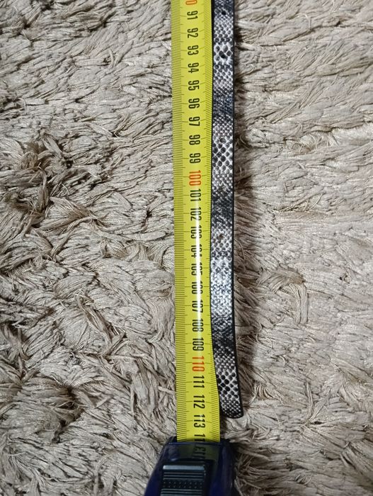 Cinto com padrão da Zara