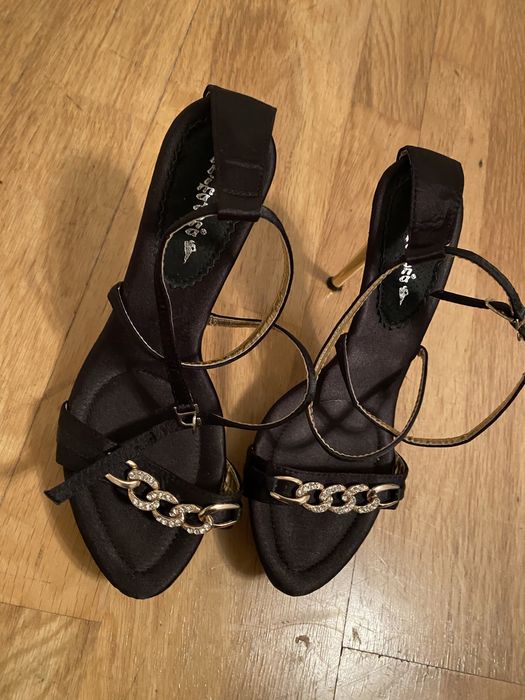 Sandália salto alto da Primadona tam. 37