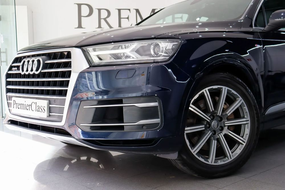 Audi Q7 3.0 TDI quattro S-line Tiptronic 7L