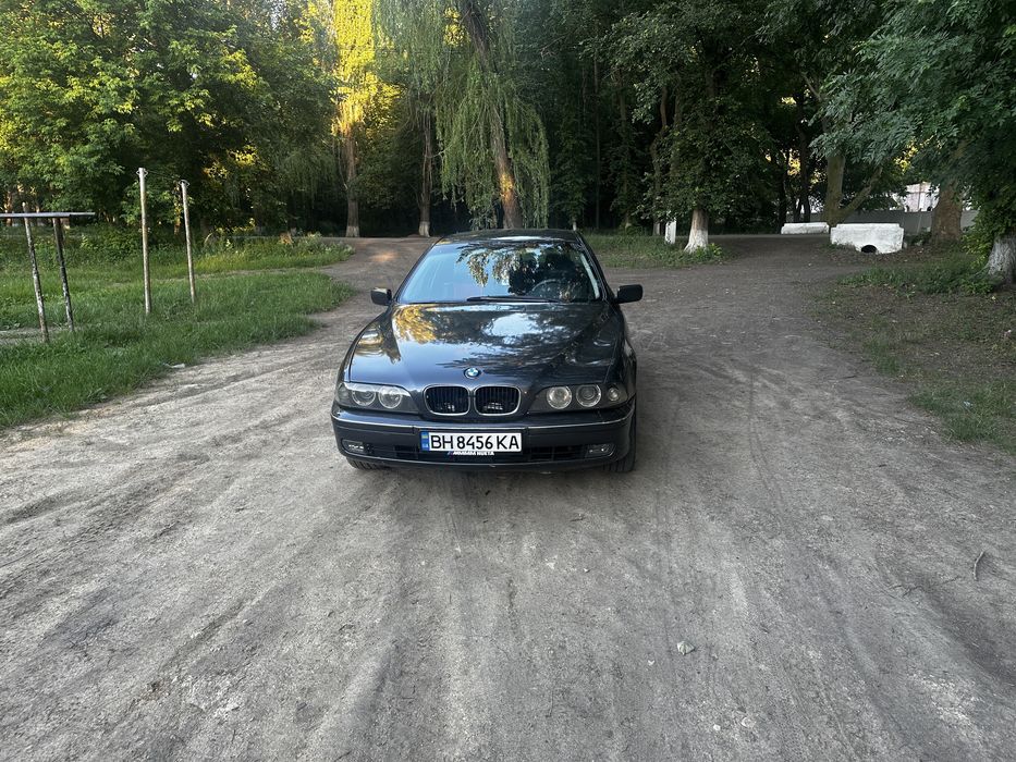 BMW E39 5 Series