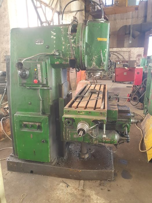 Верстат фрезерний 6Р13 ( аналог ВМ127)