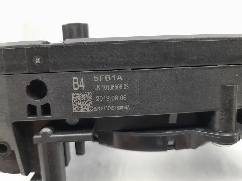 Conjunto / manetes de luzes e limpa vidros NISSAN Micra V (K14)