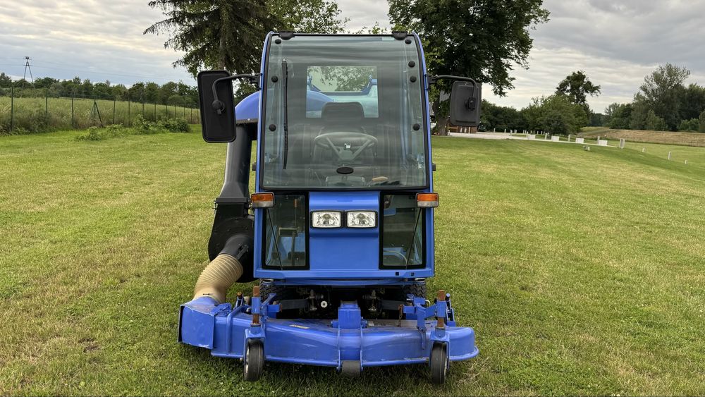 Kosiarka ISEKI SF 230 II 2003r 4x4 kabina kosz John Deere Sabo Toro Jacobsen RANSOMES