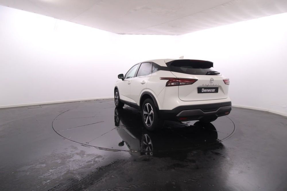 Nissan Qashqai 1.3 DIG-T N-Connecta LED Xtronic