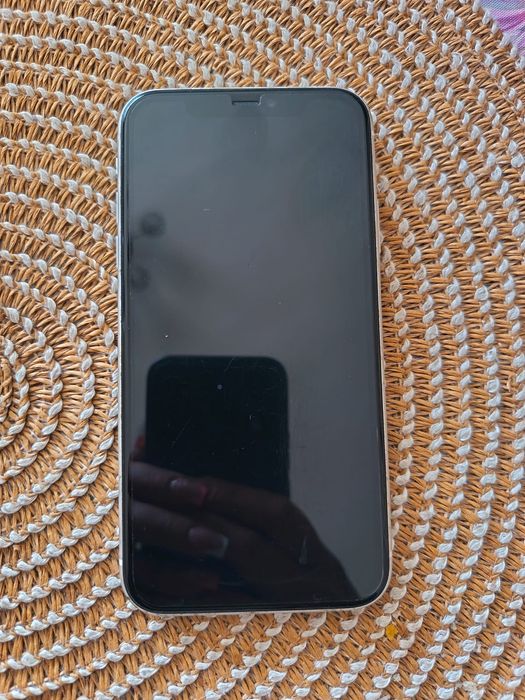 Iphone 11 biały 64GB