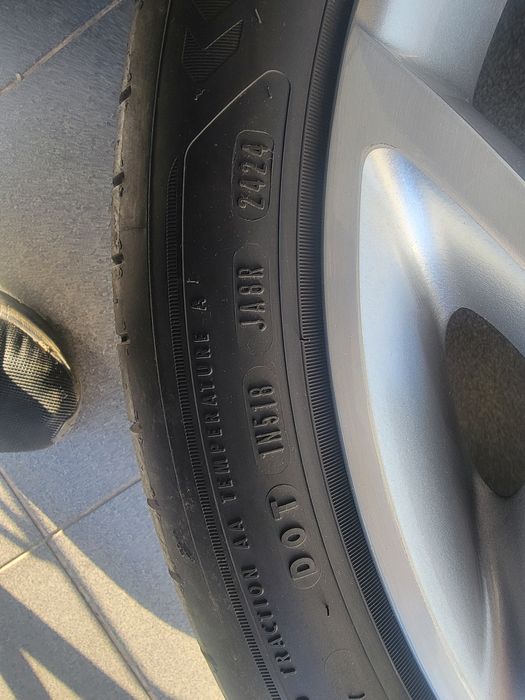 Kola ford oem  5x108 19 . 235/40 19 Goodyear Eagle f1 czujniki TPMS