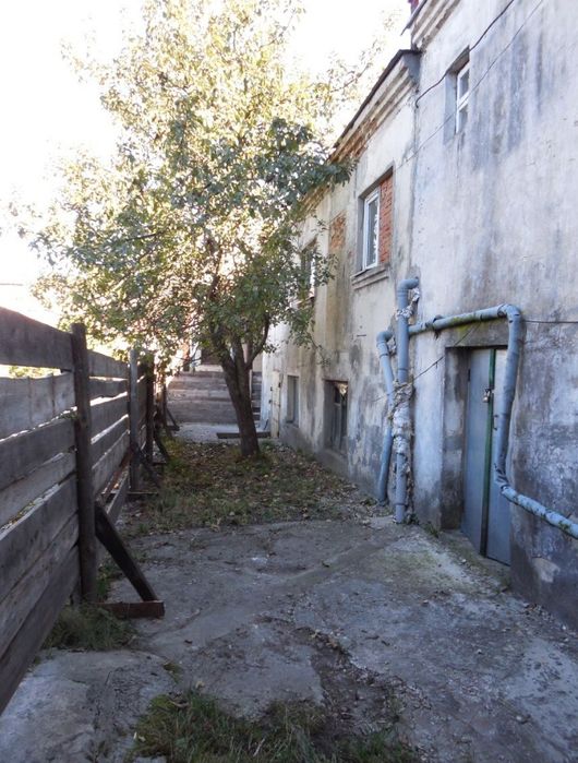 Продаж будівлі  частинами