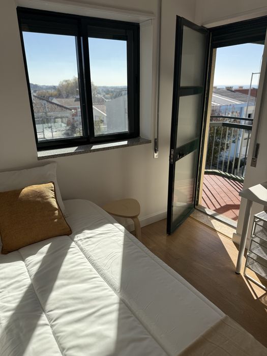 Quarto individual mobilado com despesas incluidas - livre 13Maio