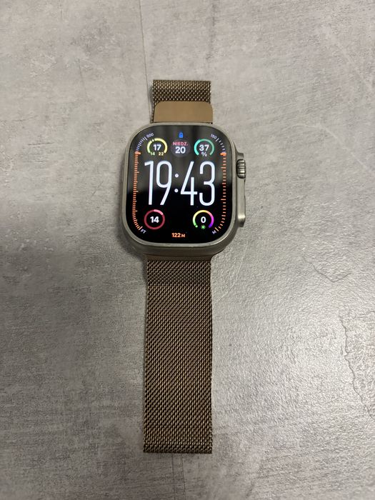 Applewatch ultra 1 mediolańska bransoleta złota