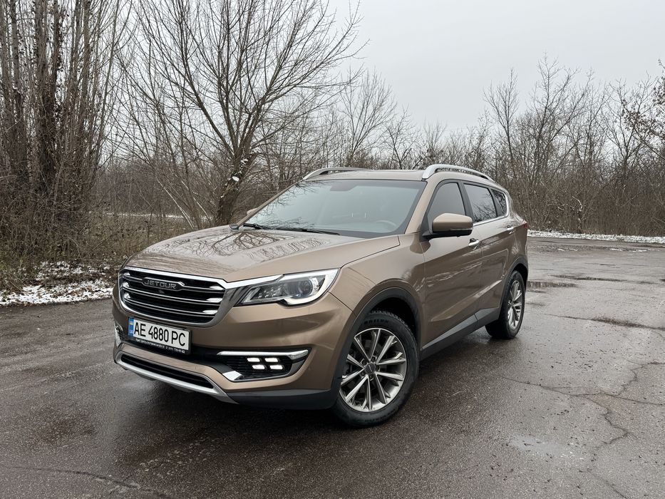 Продам гарний автомобіль Jetour