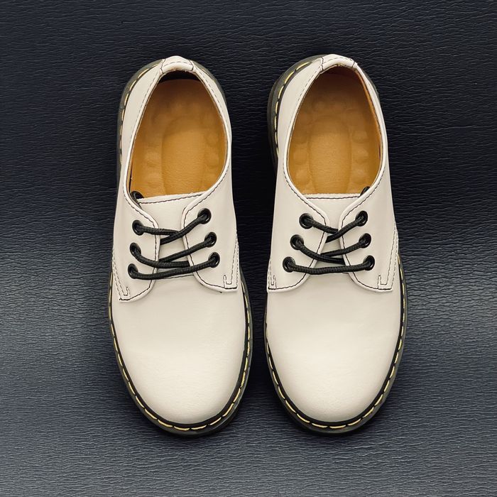 Eleganckie glany półbuty martensy Oxfordki klasyczne