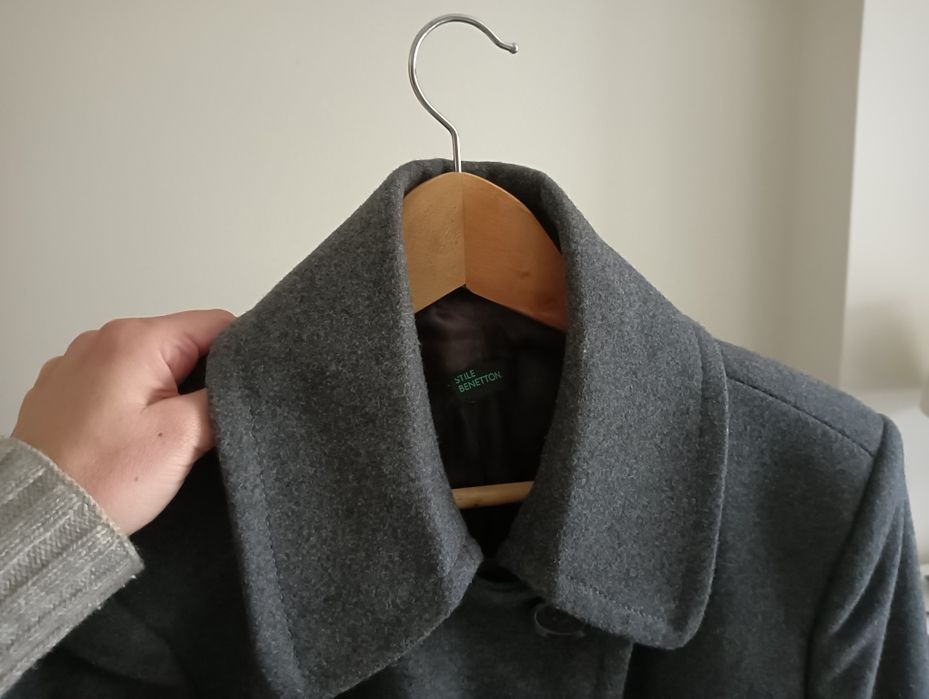 Sobretudo cinzento Benetton novo