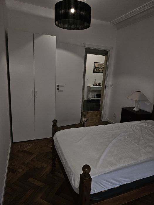 Arrendo quartos em casa partilhada