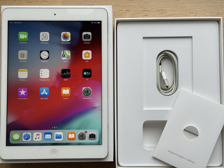 Планшет Apple A1474 iPad Air Wi-Fi 32GB (MD789TU/A) Silver