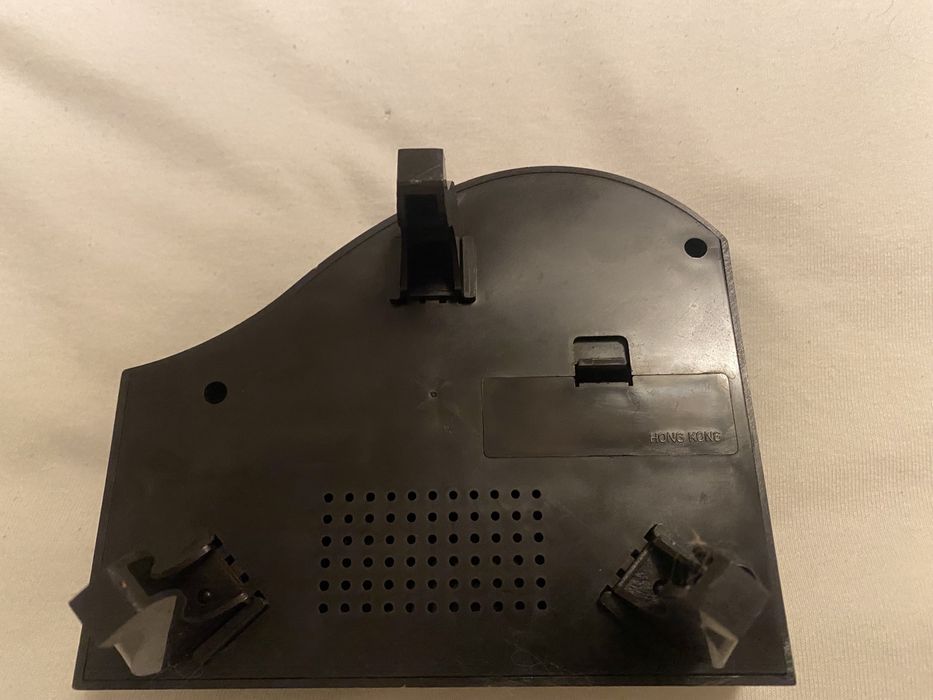 Radio mini piano vintage Newtone
