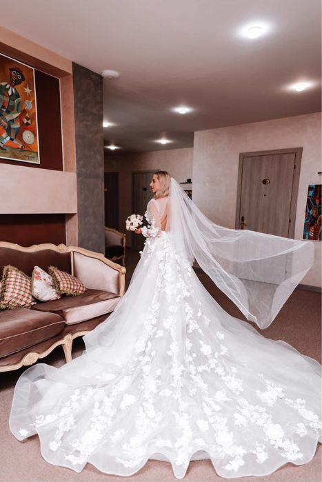 Весільна сукня дешево срочно