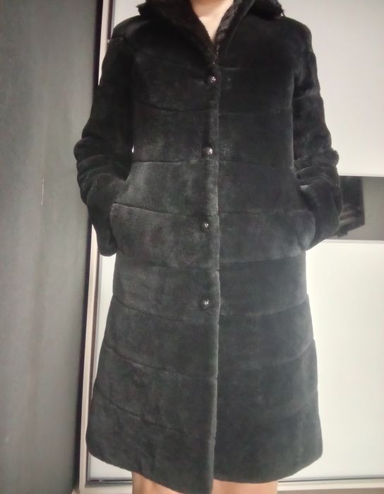 Шуба мутон з норковим коміром