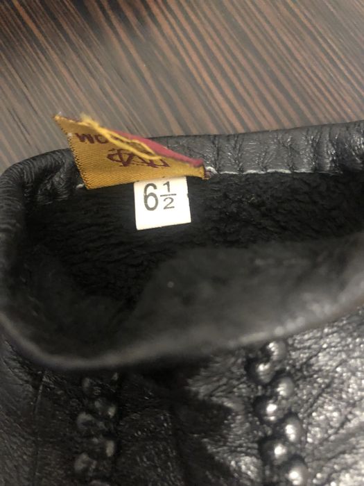 Кожані перчатки