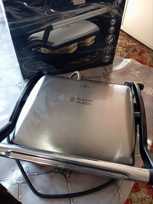 Гриль Russell Hobbs