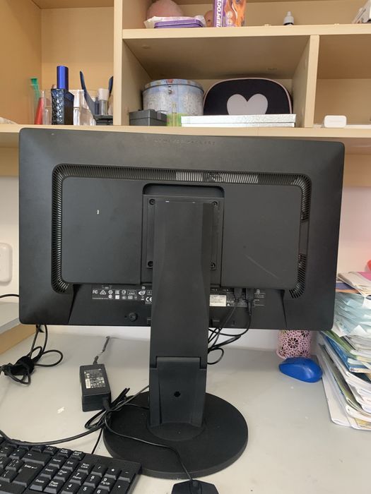 Монітор hp eliteDisplay s231d