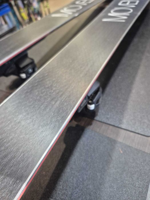 Narty  Movement Icon 95 Carbon Titanial 175cm N-310