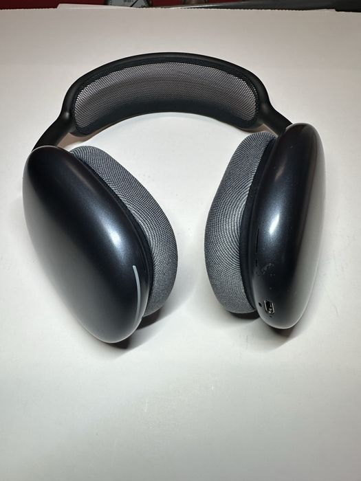 Earpod Pro Max  com garantia até abril 26