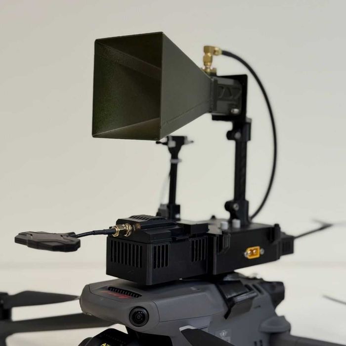 Повітряний ретранслятор з рупорною антеною для FPV