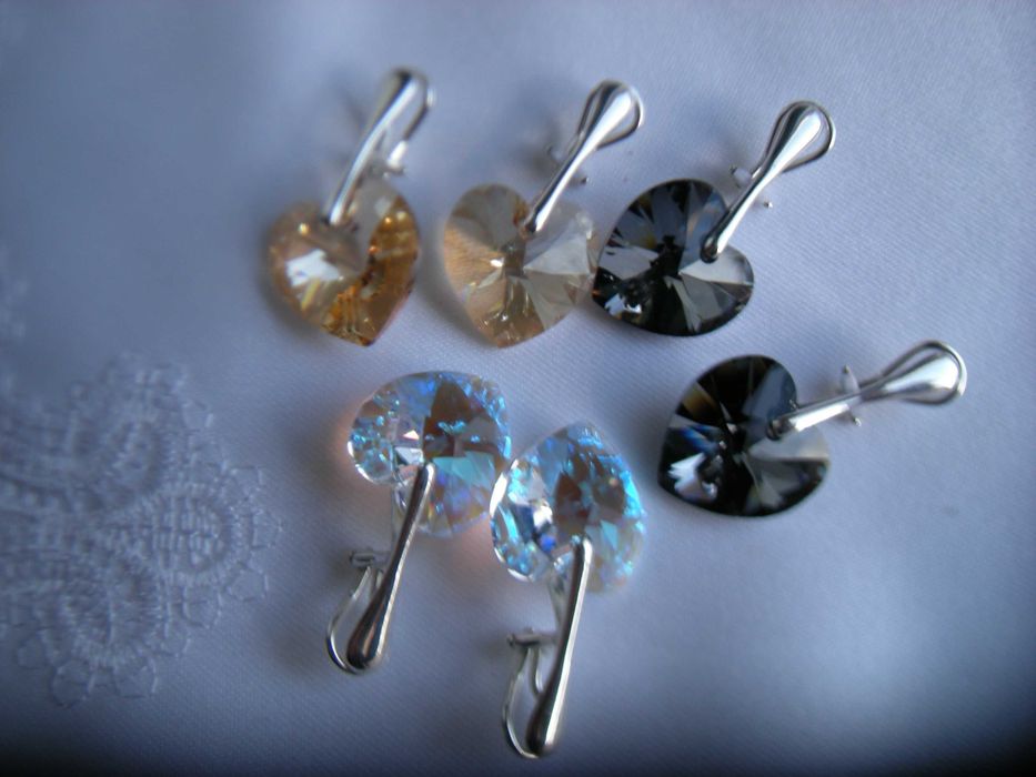 klipsy kryształy serca 18mm złote czarne błękitne Swarovski