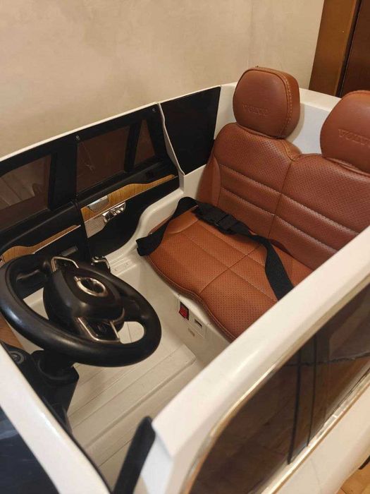 Детский электромобиль Volvo XC90 2-местный EVA LiFePO4 20Ah Пульт, в г. Арциз