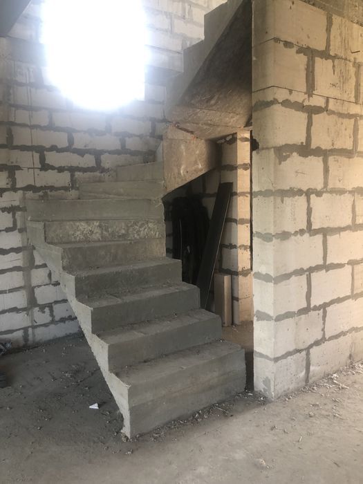 Продаж  будинок 138 м2. Супер ціна .КМ Онтаріо. 20хв. до Києва