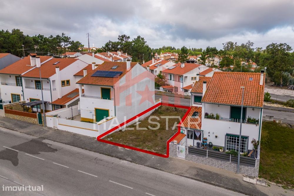 Terreno / Para Construção / Área Total 165m2 / Vieira de Leiria — Vieira de Leiria, Leiria
