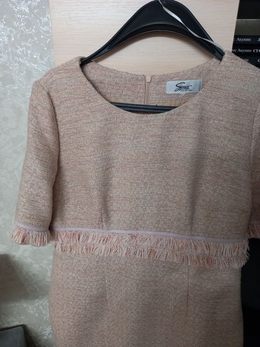 Костюм женский цвет пудра