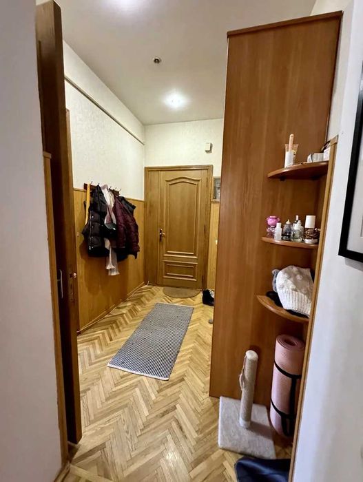 Здається в оренду 2-кімнатна квартира в центрі Києва