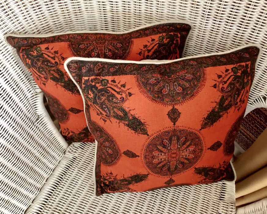 Almofadas padrão étnico Zara Home