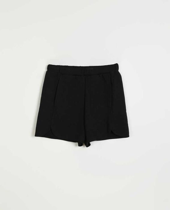 Шорти чорні трикотаж карманами спортивні короткі виріз бавовна стрейч