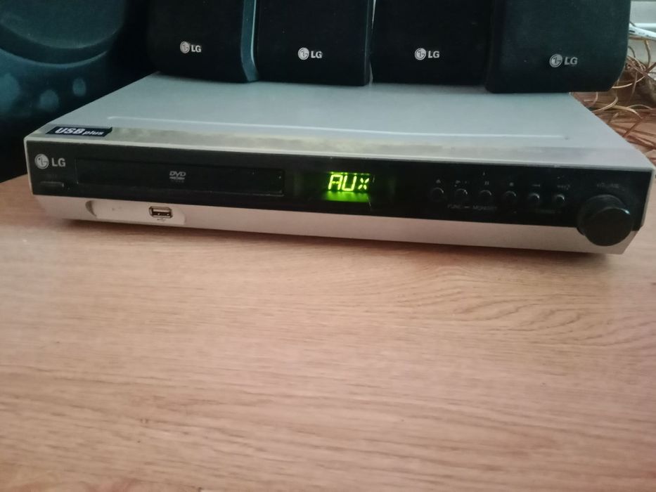 Sprzedam. Kino domowe lg