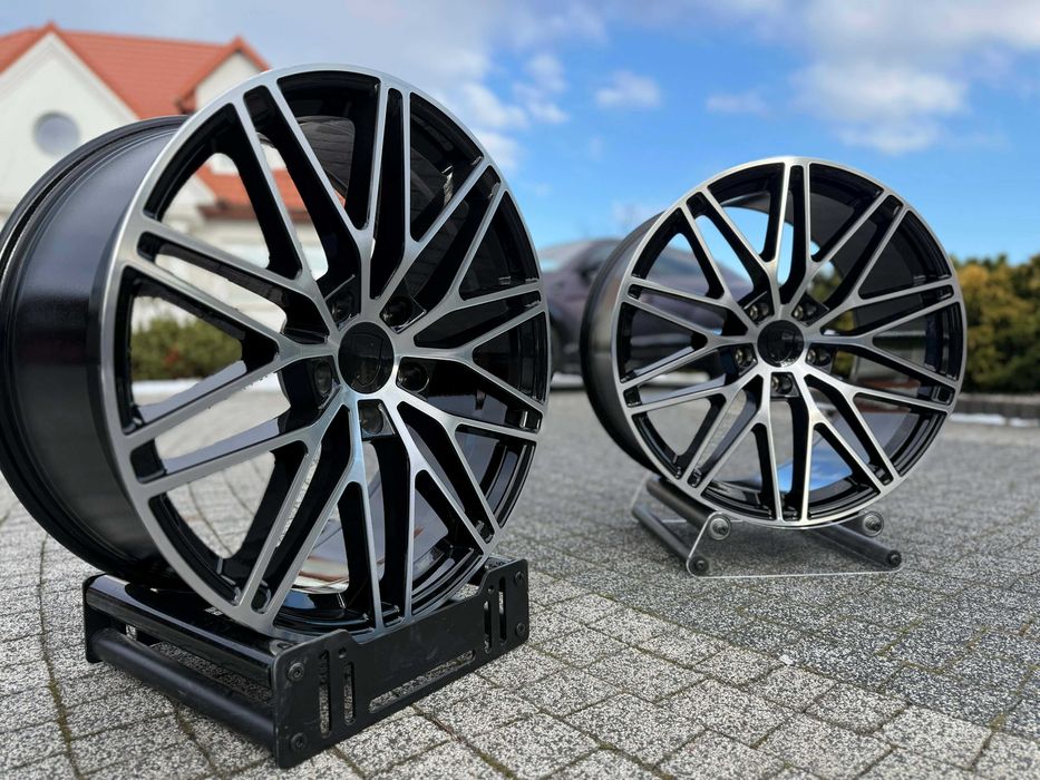 Nowe FELGI H3082 MB do Porsche Cayenne Turbo GTS Panamera E-Hybrid 21