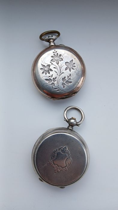 Карманные серебрянные часы