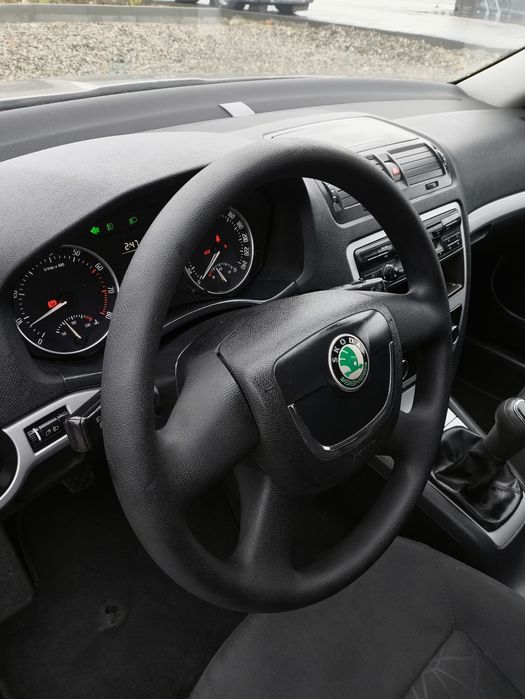 Skoda Octavia 2011 року Свіжопригнана з Австрії 1.6 МПІ mpi Шкода