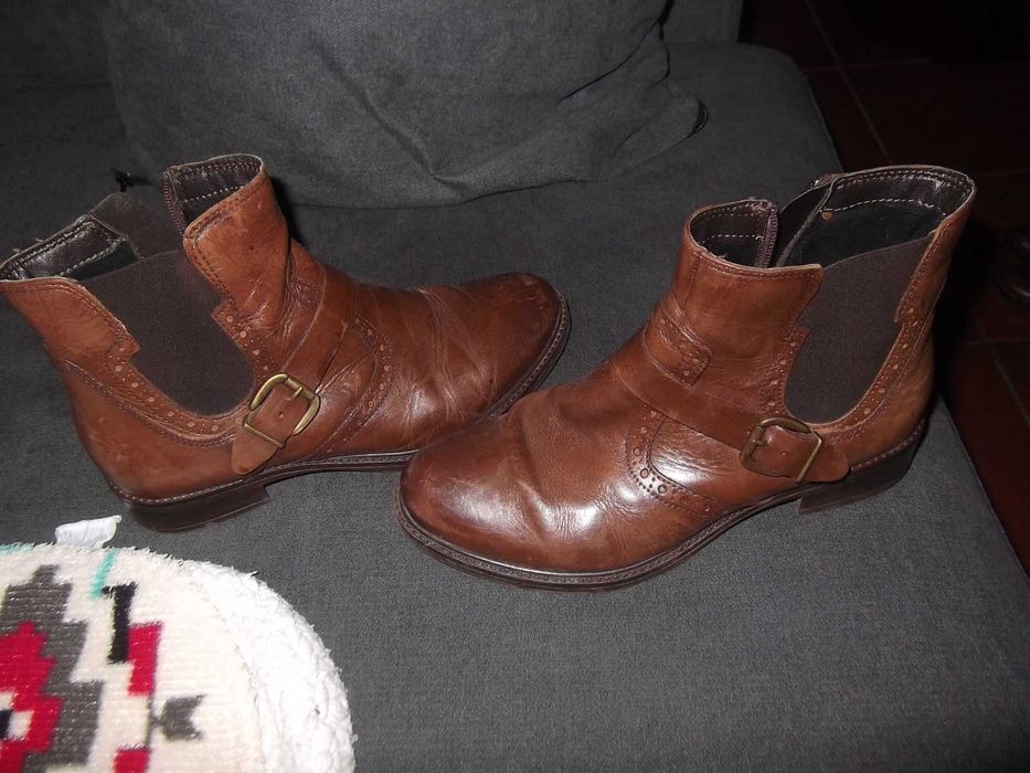 Botas em pele como novas de marca 36e 37
