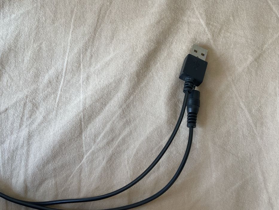 Coluna de som nova, sem uso