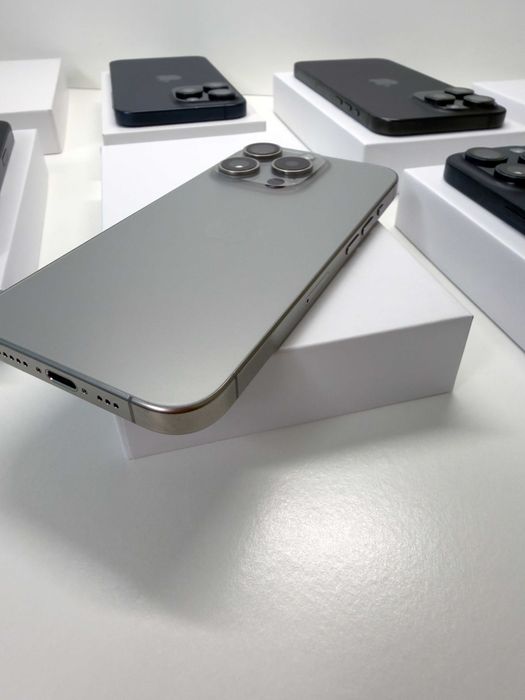 Apple iPhone 15 Pro・512GB・Titânio natural (Fatura e Garantia)