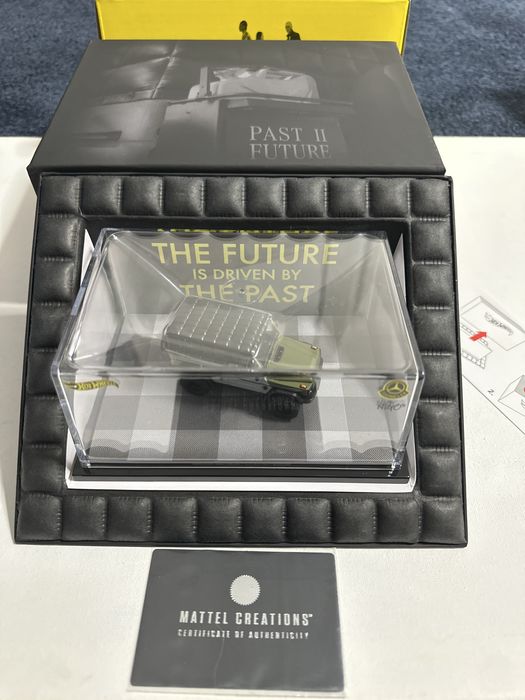 Hot wheels rlc moncler by nigo the future is driven by the past II future mercedes-benz project g-class g klasa