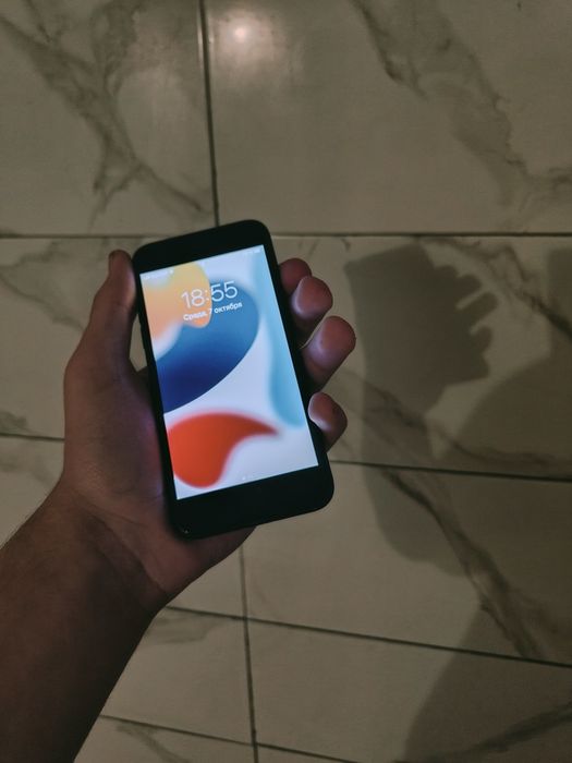 appl iPhone 7 128GB Black (Neverlock  версия IOS 15.8.3 еще в продаж