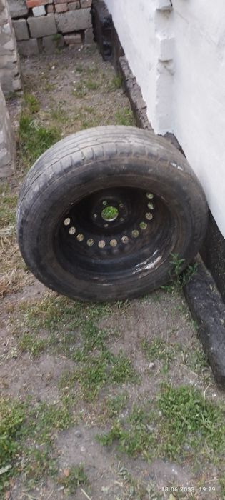 Продам колесо под запаску