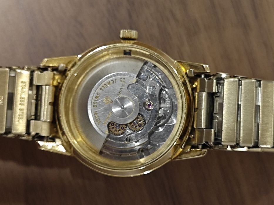 Relógio vintage Cauny Matic 25 rubis